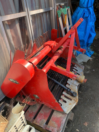 お値下げ！　芋掘り機　ニプロ製
