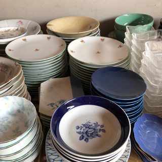 昭和レトロな食器　陶器　ガラスの器など