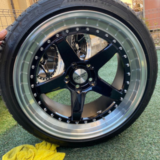 18インチ  タイヤ ホイール セット 美品