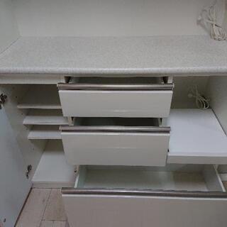 ニトリ 食器棚 キッチンボード(アルミナ2 120KB WH)