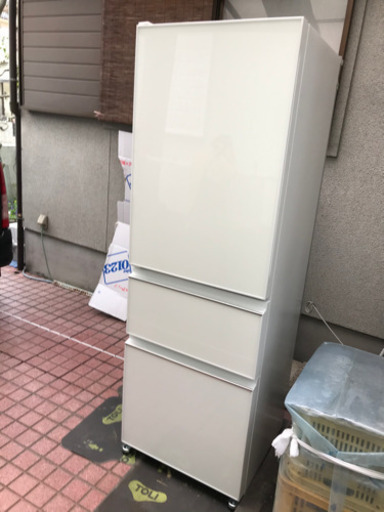 新入荷 【売却済】三菱電機 冷蔵庫 MR-CG37TEL-W 2019年製 冷蔵庫
