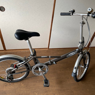 Yeah折りたたみ自転車（美品）