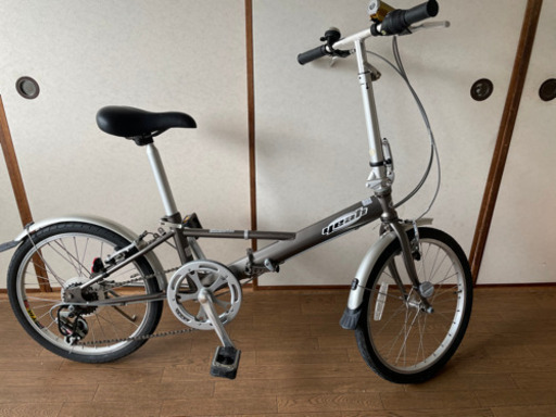 Yeah折りたたみ自転車（美品）