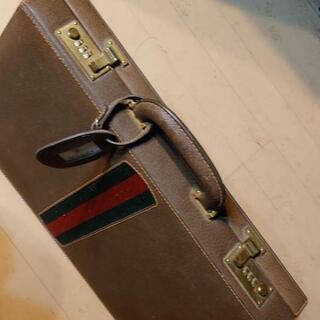 家具 (決まりました)GUCCIアタッシュケース