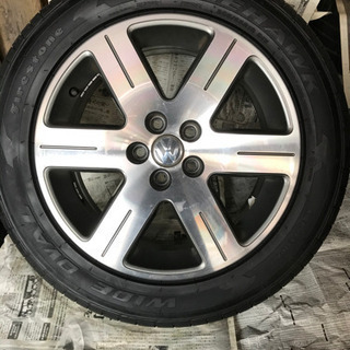 ニュービートル純正アルミホイールとタイヤ４本セット