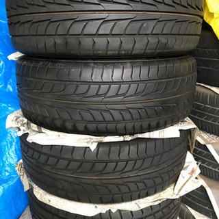 ニュービートル純正アルミホイールとタイヤ４本セット