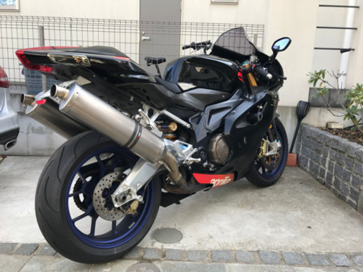 ※3/14まで アプリリア Aprilia RSV1000R FACTORY 2005年 希少車 オーリンズOH済 ブレンボ アクラポビッチ装備 3/14まで アプリリア Aprilia RSV1000R FACTORY 2005年 希少車