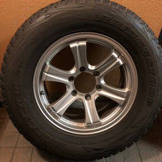 スタッドレス 17インチ プラド ブリジストン ウェッズ 値下げしました  