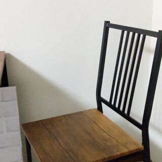 サリュ　椅子とテーブル4点セット