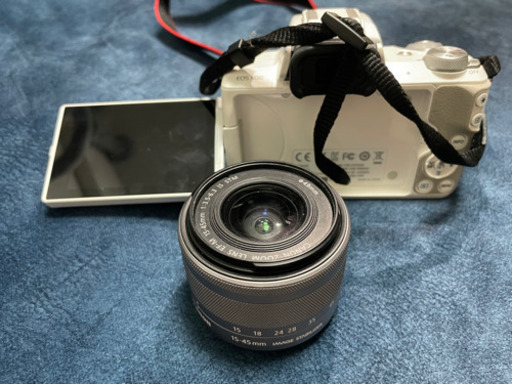 CANON KISS M 白、ほぼ新品