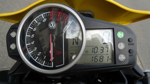 SYM　T2 250　走行距離１６８１km　自賠責付き SYM T2 250 走行距離1681km 自賠責付き