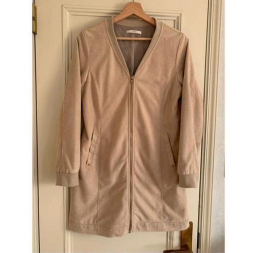 Ciaopanicチャオパニック スエード調ロング丈スタジャン Ondr 黒川の家具の中古あげます 譲ります ジモティーで不用品の処分