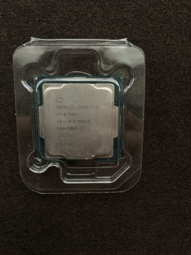 【中古】Intel core i7-8700K