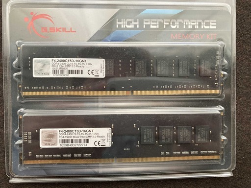 【中古】PCRAMモジュール四つ、32GB、DDR4 G.Skill High Performance Memory