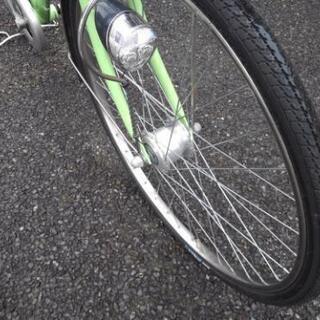 中古自転車１３８５　美品　購入２年　低使用　２６インチ　３段ギヤ　LEDオートライト　ステンレス部品　前かご・ハンドル・泥除け　肉厚タイヤ装備　 中古自転車1385 美品 購入2年 低使用 26インチ 3段ギヤ LED
