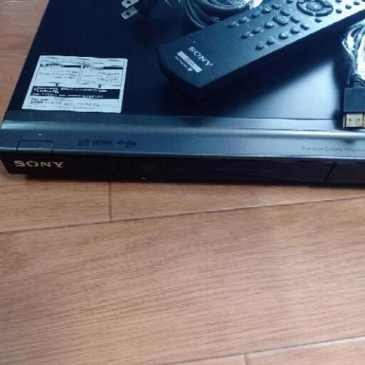 DVDプレイヤーとDVDブルーレイと\n東芝REGZAのテレビ