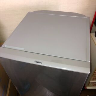 美品 冷蔵庫 アクア AQUA AQR-13H 単身者用126リットル 使用期間わずか4か月