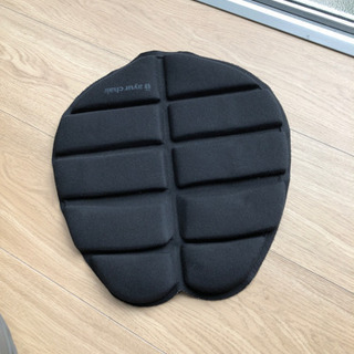 アーユル・チェアー  丸ベースタイプ (ルナ) ベージュ  プラス付属品2点