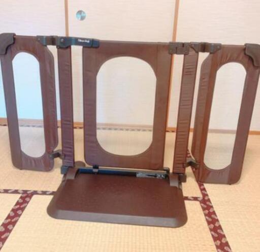 ベビーゲート　おくだけとおせんぼ　おくトビラ