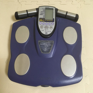 オムロン体重計・体脂肪計・内臓脂肪計。