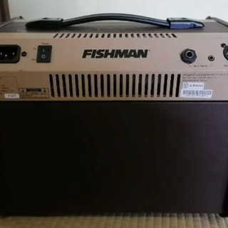 売り切れ　大人気ギターアンプ　Fishman Loudbox Acoustic Instrument Amplifiers 専用カバー付き、電源コード付き、中古美品 売り切れ 大人気ギターアンプ Fishman Loudbox Acoustic Instrument