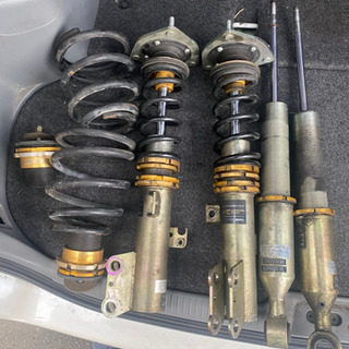 azr60 ヴォクシー ノア フルタップ車高調