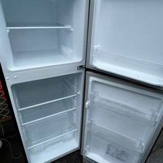 都内近郊無料で配送、設置いたします　2019年製　 左右付け替えドア　冷蔵庫　MAXZEN　JR138ML01GM　MA03