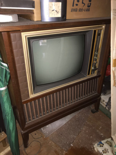 昭和初期のテレビ　TOSHIBA 昭和レトロ　20GF