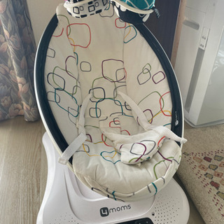 美品 最新型ママルー5 mamaroo5 素晴らしく 電動バウンサー ブラック 