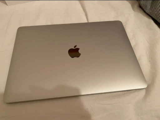 MacBook Air 13.3インチ MWTK2J/A 256SV