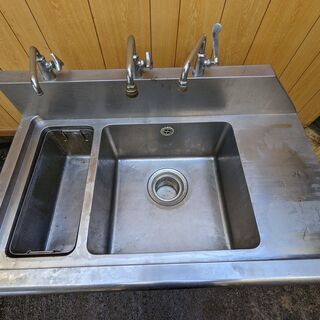 ソイルドシンク 1槽シンク ダスト付き 調理台 蛇口3個付き 流し台
