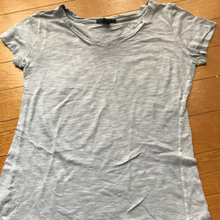 フォーエバー21のTシャツ