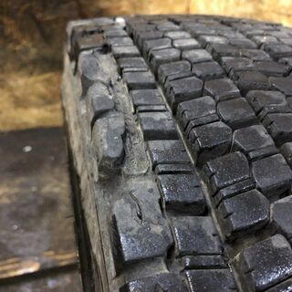 BS V-STEEL STUDLESS W900 225/80R17.5 123/122L 17.5インチ トラック