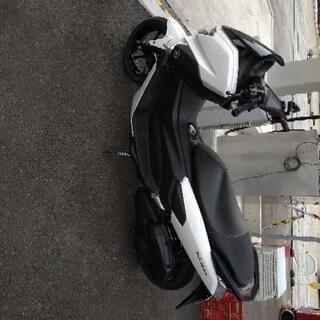 ヒョースン RT125D DOHCの油冷 中古 引き取りでおねがい。