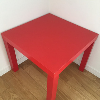 【あげます】IKEA赤いテーブル 小さめ