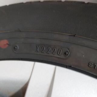 最終値下げ☆値段交渉可☆美品　ハイエース　純正タイヤ　スチールホイール付一ヶ月約1000キロ走行　