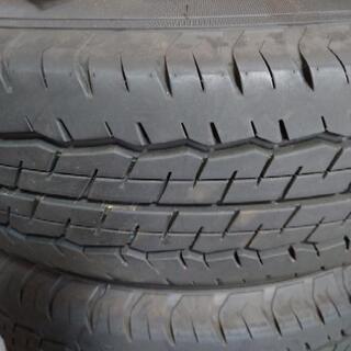 最終値下げ☆値段交渉可☆美品　ハイエース　純正タイヤ　スチールホイール付一ヶ月約1000キロ走行　