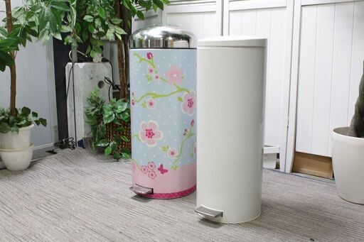 R2903) Brabantia 中古 ブラバンシア　ダストボックス　ゴミ箱　2個セット　ペダルビン　花柄/ホワイト　ベルギー その他家具 店頭取引大歓迎♪