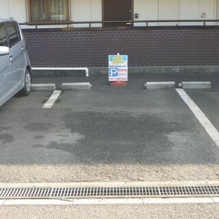 アスファルト月極駐車場♪狛江市猪方★諸費用ゼロ【1.1万】