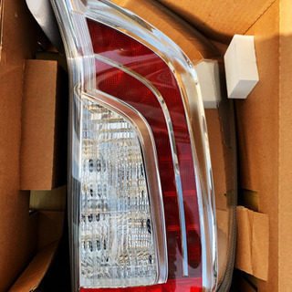 美品】30プリウス 純正 後期テール 左右セット | w2-worldbuffet.co.uk