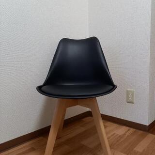 【ネット決済】黒い椅子(脚はブナ材)