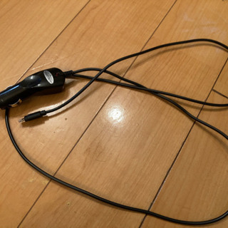 車　USB充電器