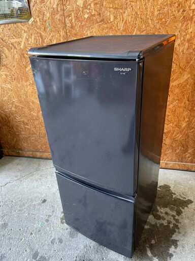 H0915　シャープ　冷蔵庫　137L　2010年