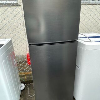 ■都内近郊無料で配送、設置いたします■2019年製  左右付け替えドア 冷蔵庫 MAXZEN JR138ML01GM■MA03