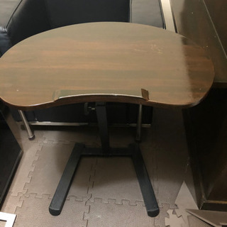 高さ調節可能　サイドテーブル　コーヒーテーブル　パソコンテーブル