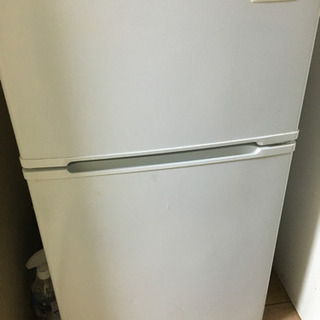 【ネット決済】冷蔵庫　一人暮らしにピッタリ！！