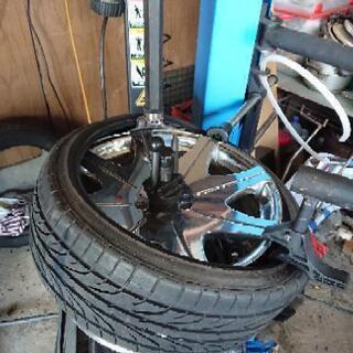 タイヤ組み換え 交換 作業してます Diy 工房 燕の手伝いたい 助けたいの助け合い ジモティー