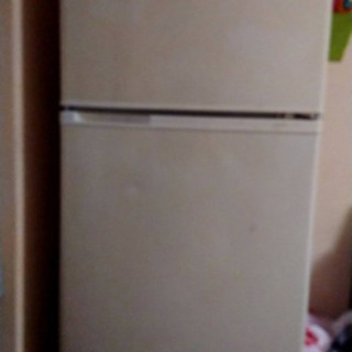単身者用　2011年のノンフロン冷蔵庫　無料です。