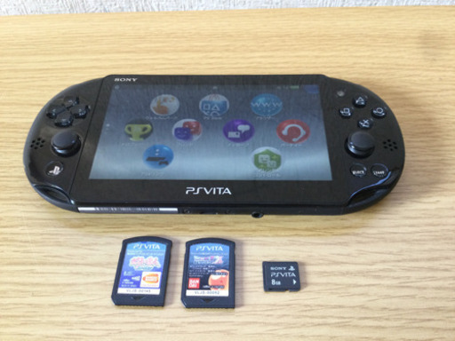 新発売 美品 PSVITA PCH-2000 ソフト2本付き メモリーカード8GB