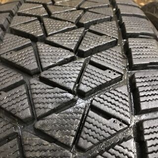 BS BLIZZAK DM-V2 235/55R18 18インチ スタッドレス 4本 2017年製 バリ溝 レクサスNX ハリアー XC40 DS7等　(TA354) クレジットカード QR決済可能